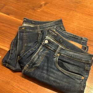 2 pair Lucky Brand Jeans. 221/410 Size:38/32